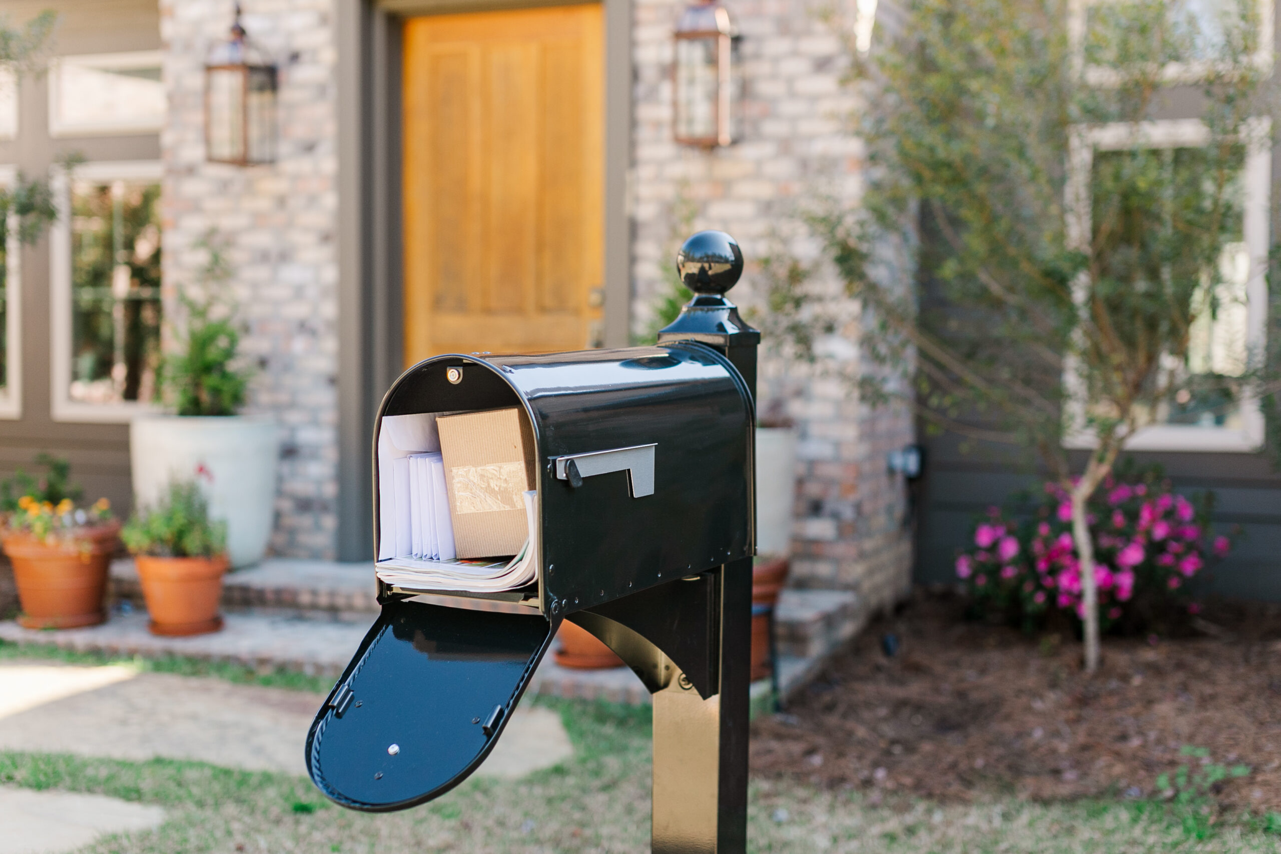 Mailbox with packages